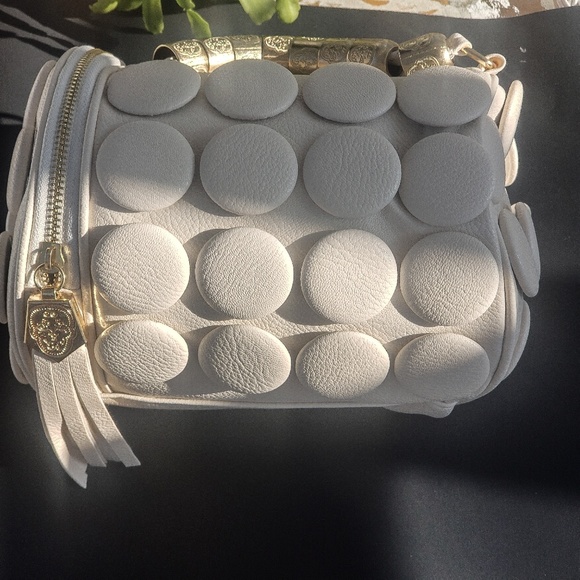OLIVIA- (Cream) Boston Button Tassel Bag - Picture 4 of 4